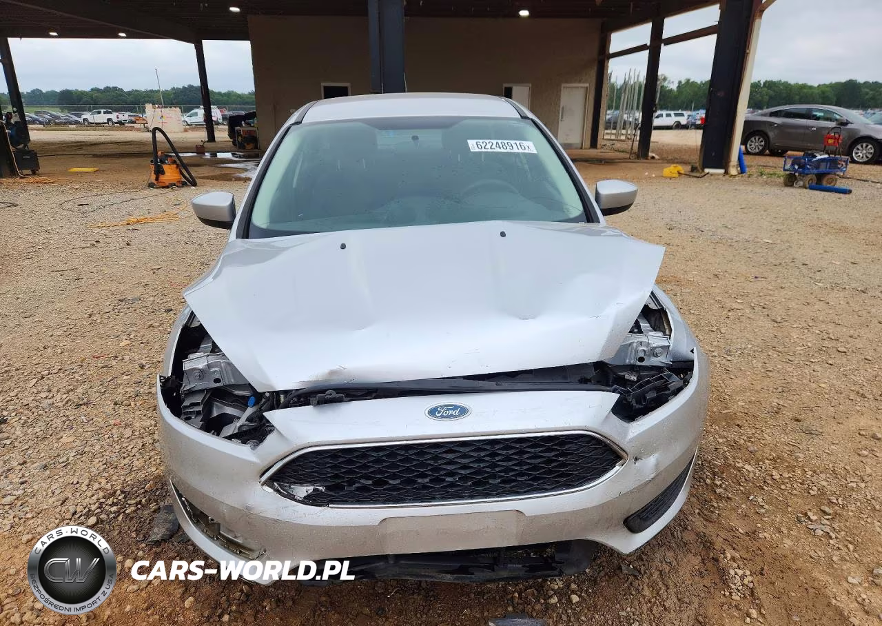 2018 Ford Focus Se VIN:1FADP3F28JL226655 - 5