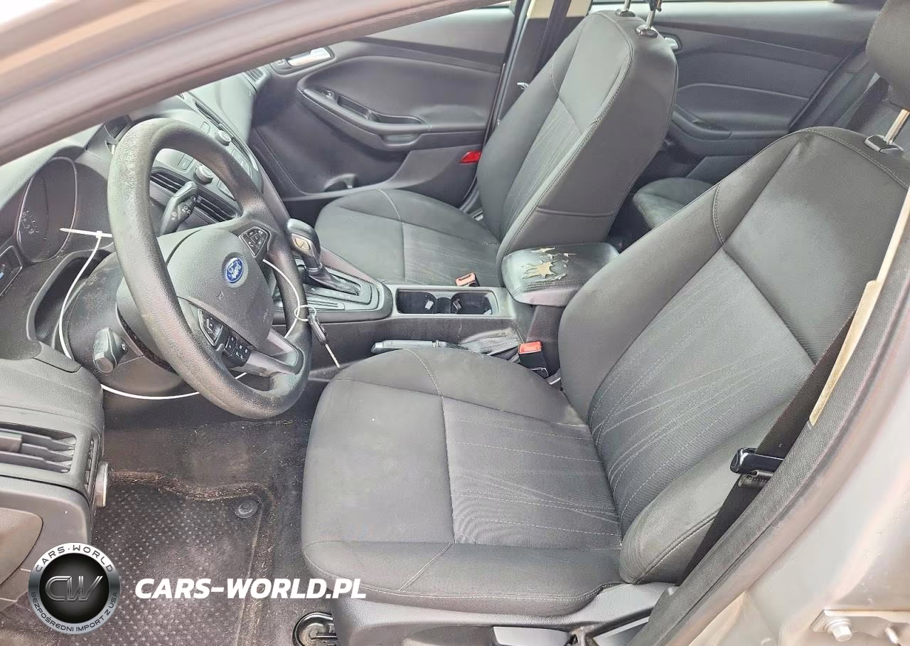 2018 Ford Focus Se VIN:1FADP3F28JL226655 - 7
