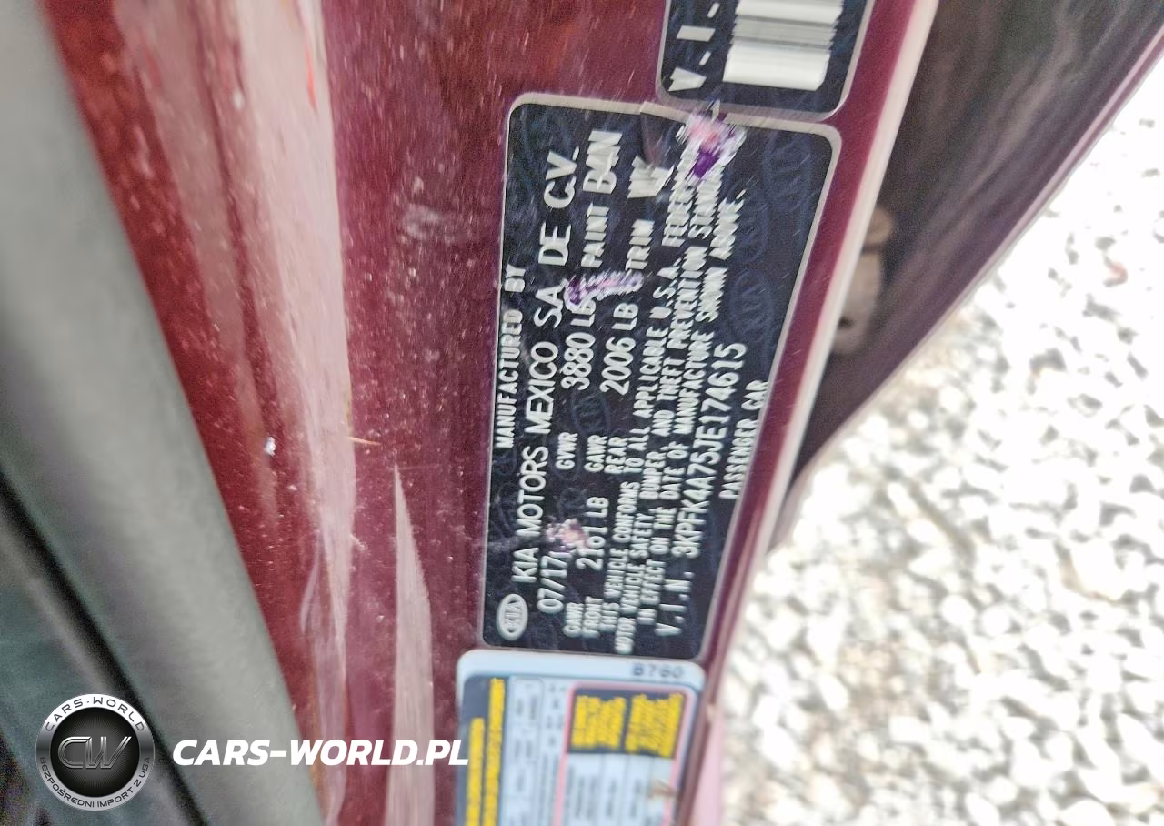 2018 Kia Forte Lx VIN:3KPFK4A75JE174615 - 12