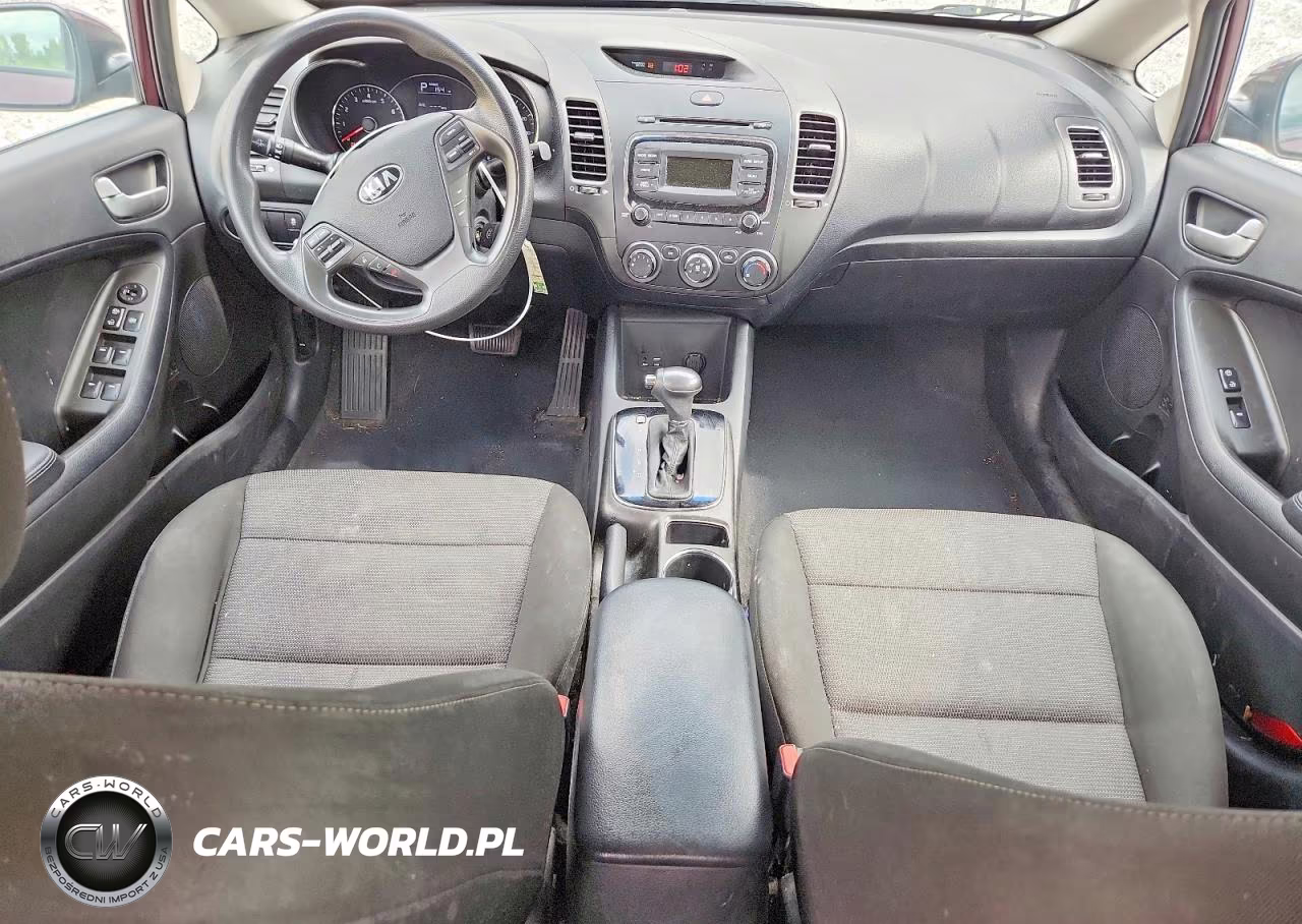 2018 Kia Forte Lx VIN:3KPFK4A75JE174615 - 8