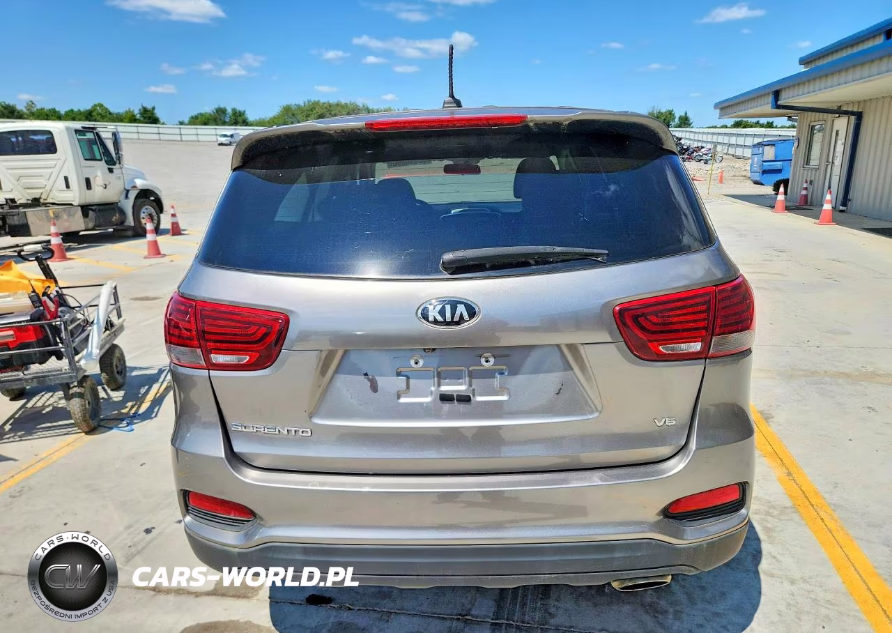 2019 Kia Sorento Lx V6 VIN:5XYPG4A5XKG487653 - 6