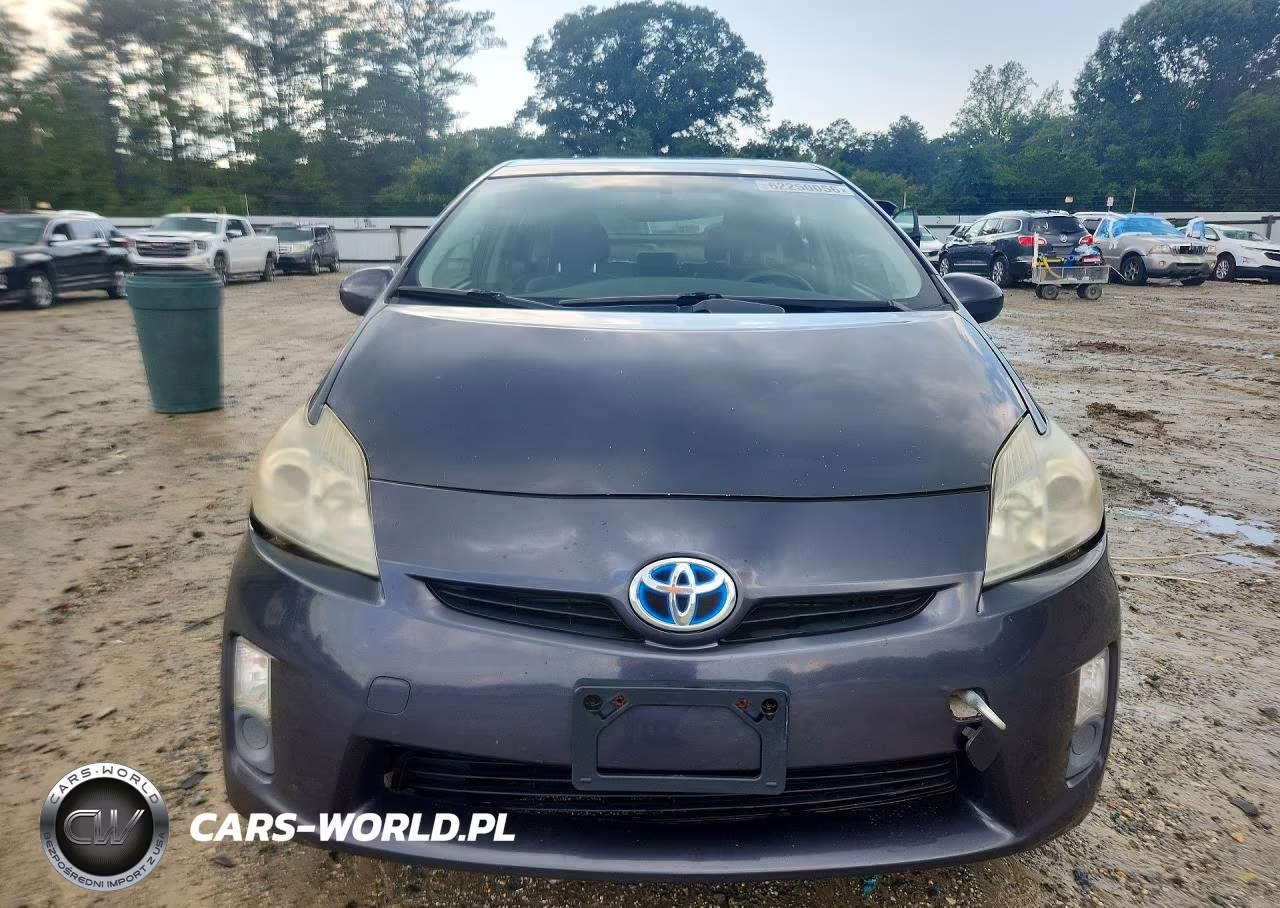 2011 Toyota Prius Four VIN:JTDKN3DU4B0270425 - 5
