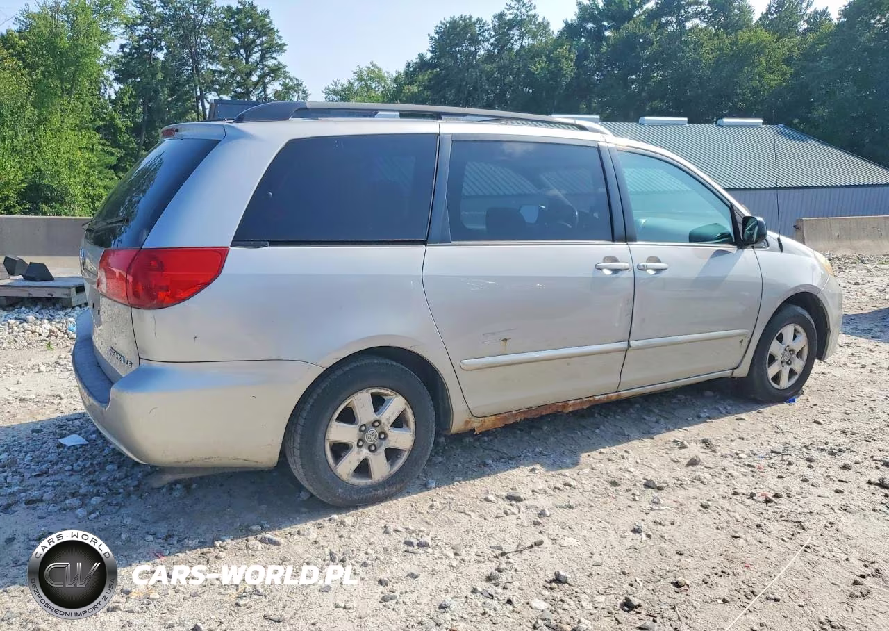 2006 Toyota Sienna Le 7 Passenger VIN:5TDZA23C56S498451 - 3
