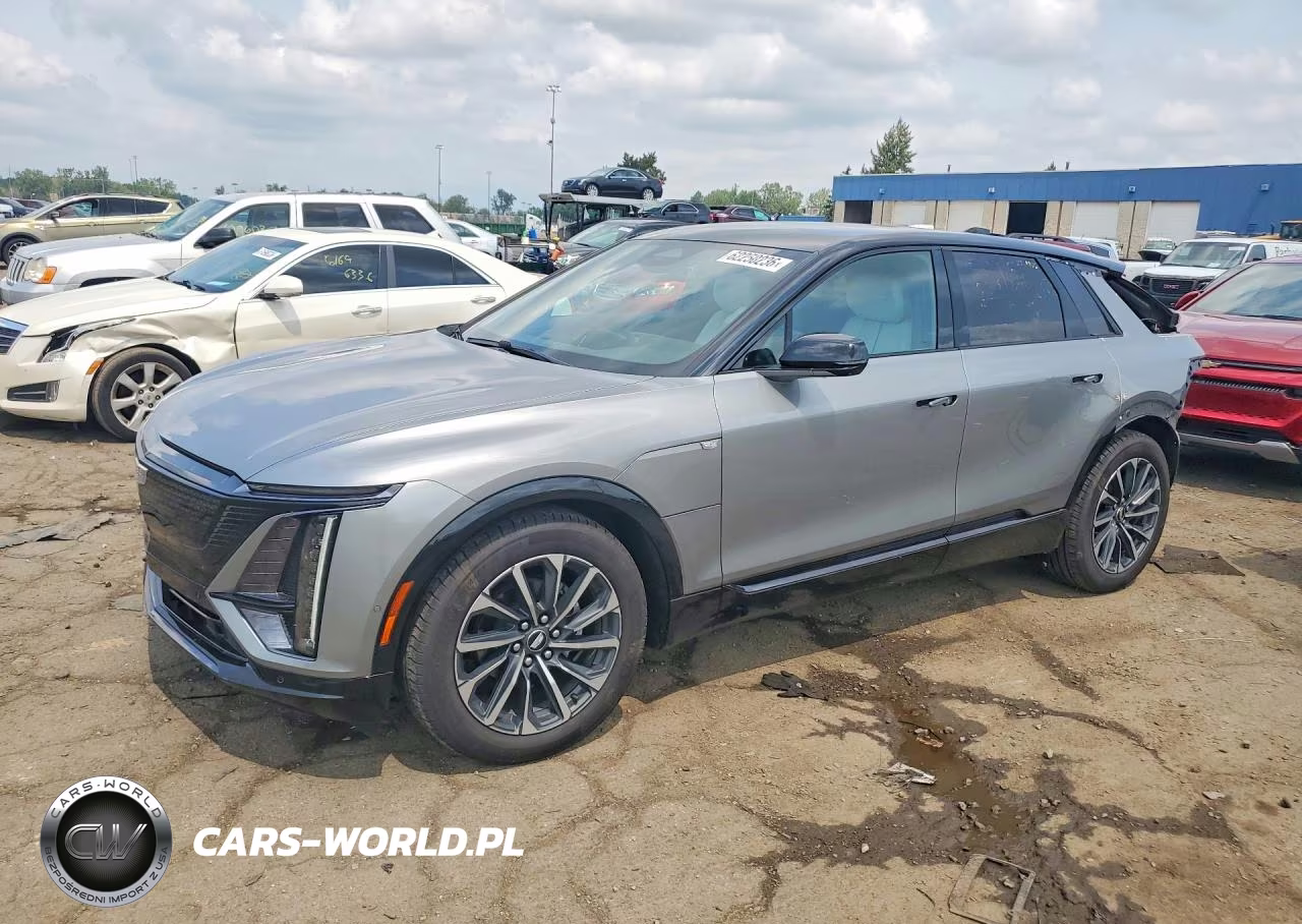 2025 Cadillac Lyriq Sport