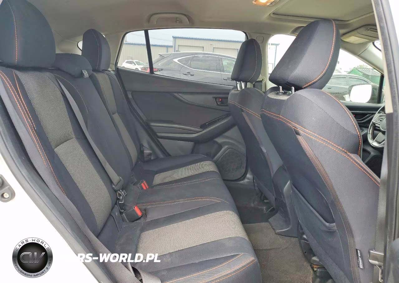 2018 Subaru Crosstrek Premium VIN:JF2GTADCXJ8209461 - 11