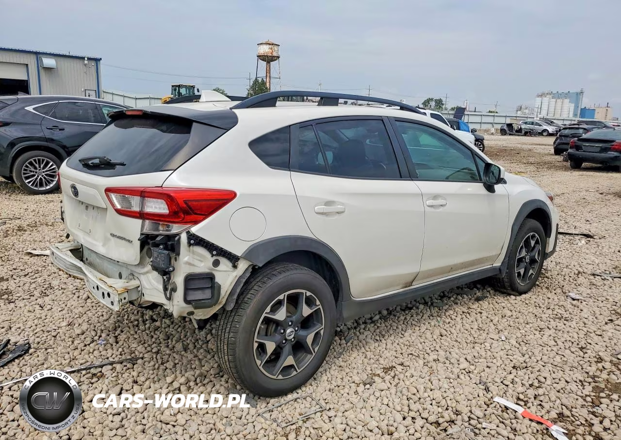 2018 Subaru Crosstrek Premium VIN:JF2GTADCXJ8209461 - 3