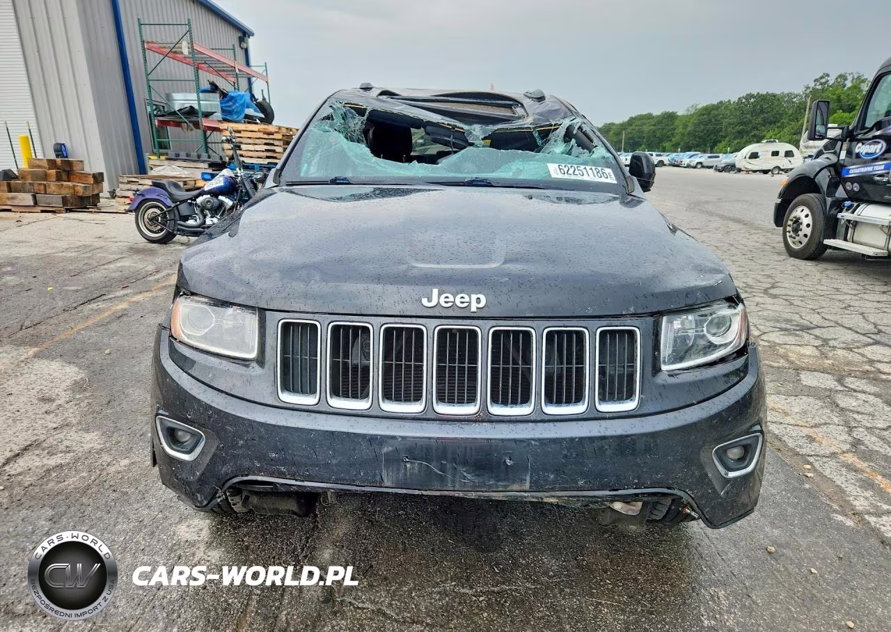 2014 Jeep Grand Cherokee Laredo VIN:1C4RJFAG6EC109636 - 5
