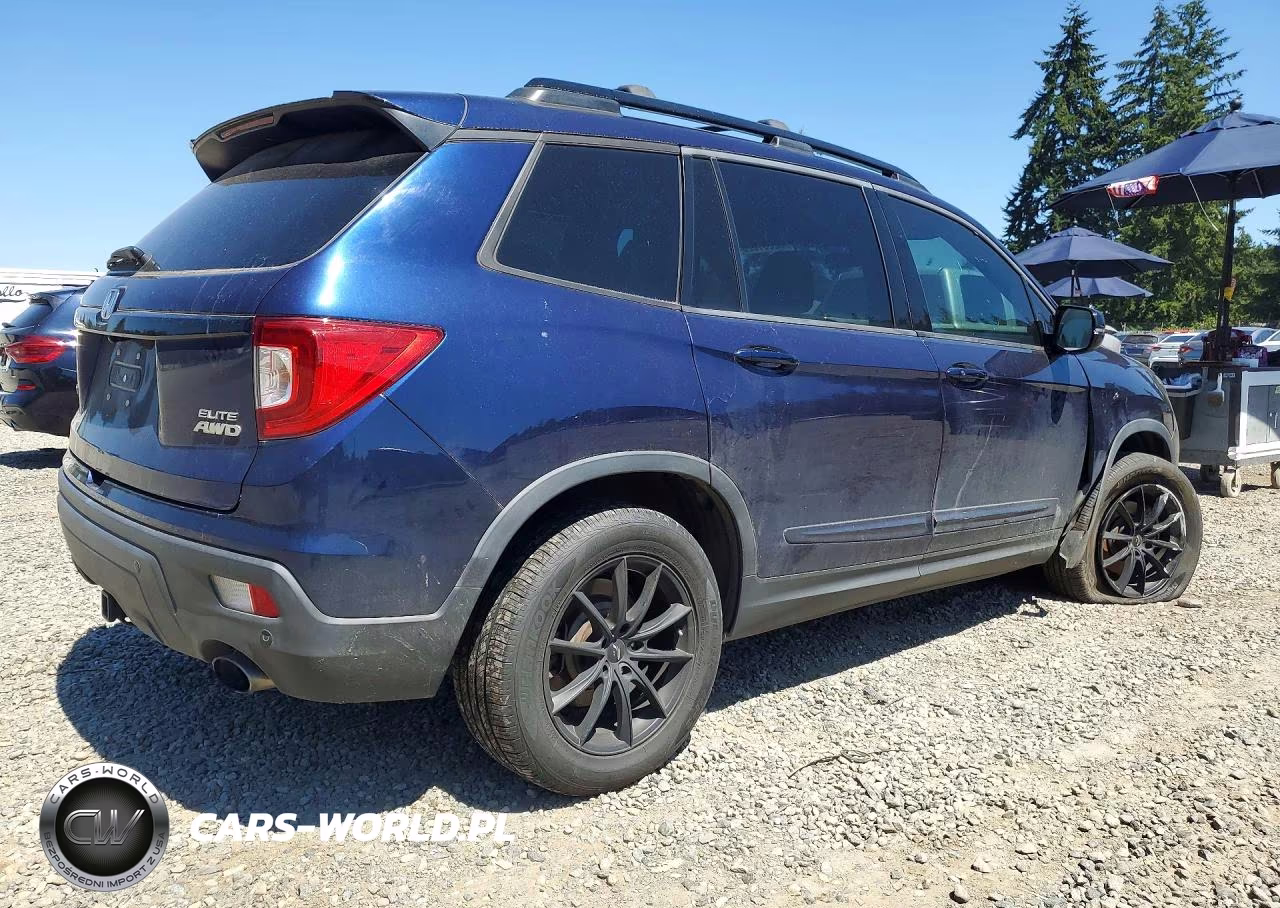2019 Honda Passport Elite VIN:5FNYF8H09KB026976 - 3