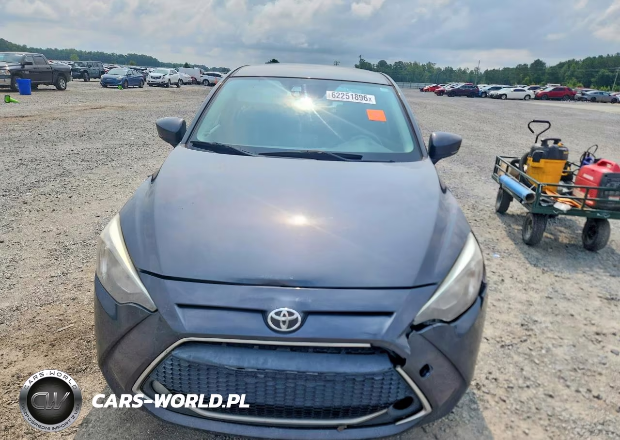 2019 Toyota Yaris Le VIN:3MYDLBYV5KY505871 - 5
