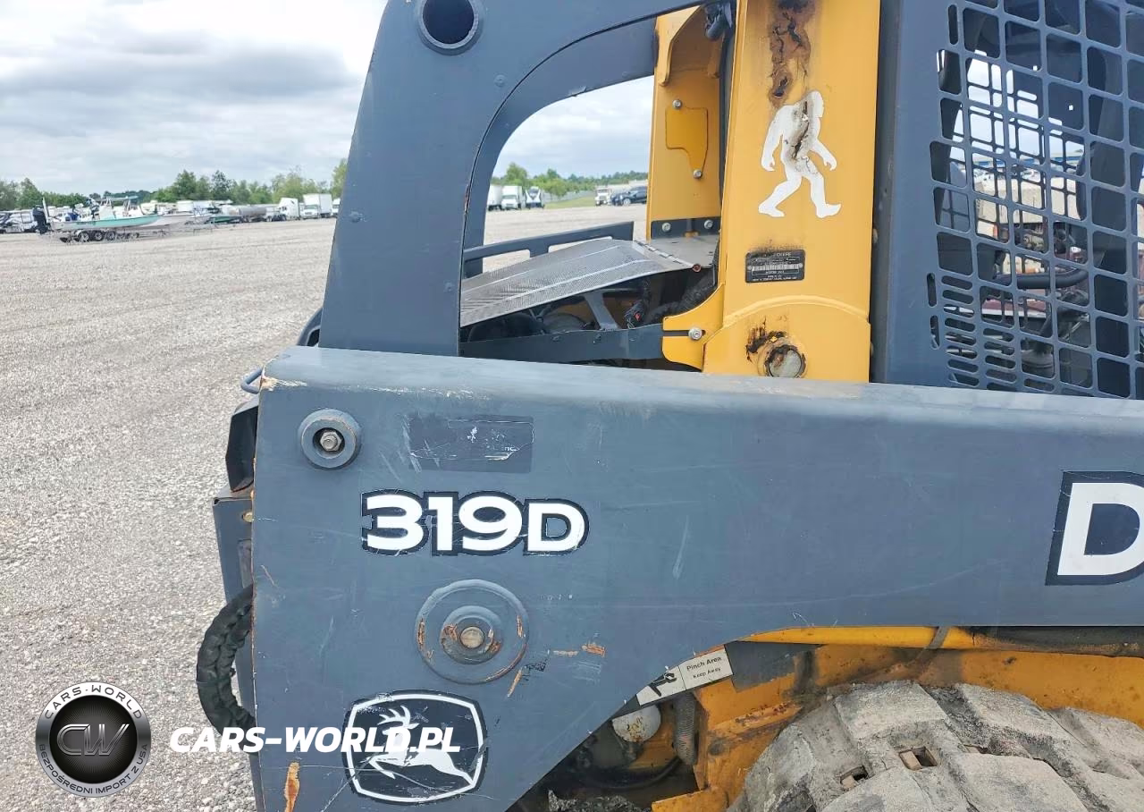 2012 John Deere 318 - Skid Steer Loader VIN:1T0319DAACG237427 - 6