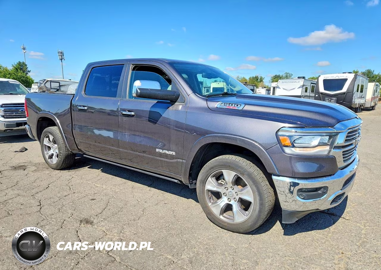 2020 Ram 1500 Laramie VIN:1C6SRFJM7LN379273 - 4