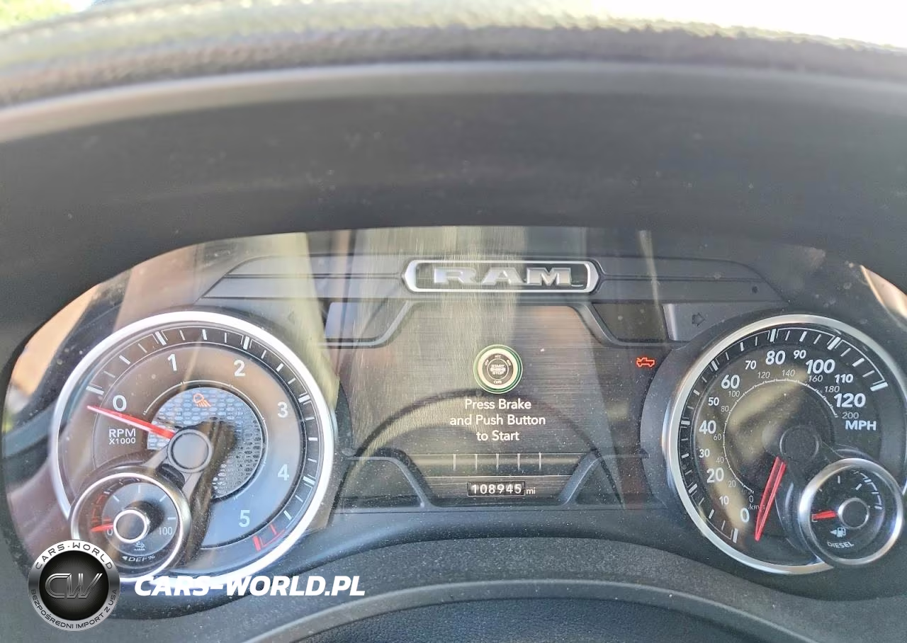 2020 Ram 1500 Laramie VIN:1C6SRFJM7LN379273 - 9