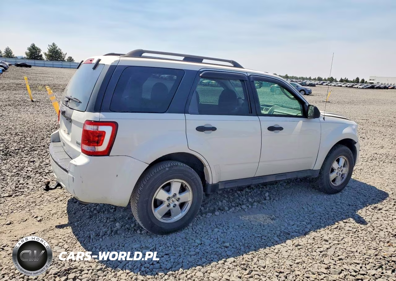 2012 Ford Escape Xlt VIN:1FMCU0D79CKC84483 - 3