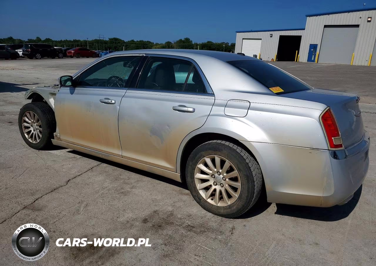2012 Chrysler 300 VIN:2C3CCAAG6CH116717 - 2