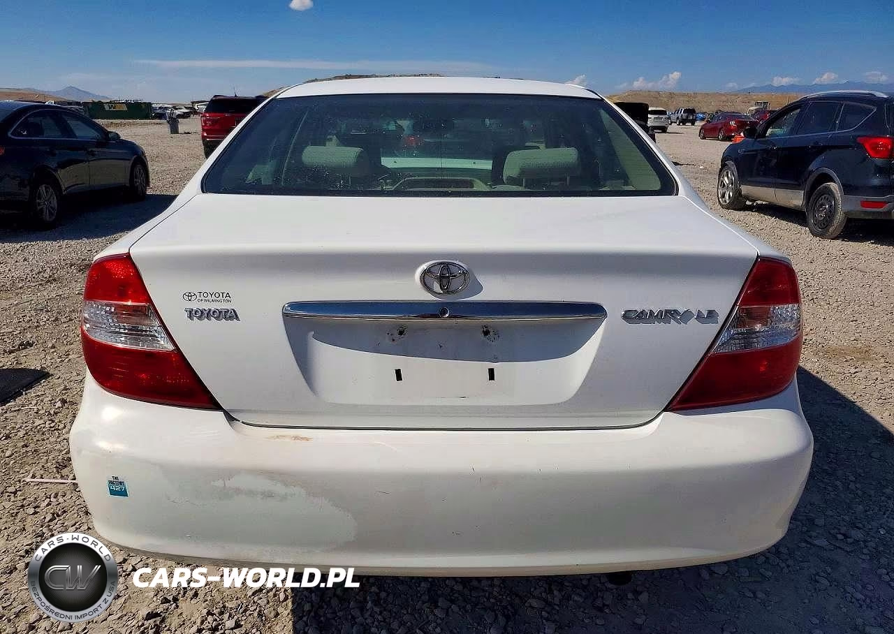 2002 Toyota Camry Le VIN:4T1BE32K12U083519 - 6