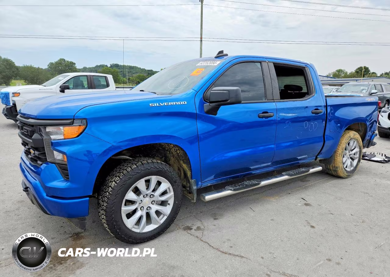 2022 Chevrolet Silverado K1500 Custom – zdjęcie 1 z 13