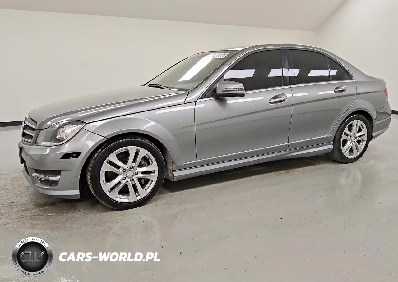 2014 Mercedes-Benz C 300 4Matic – zdjęcie 1 z 12