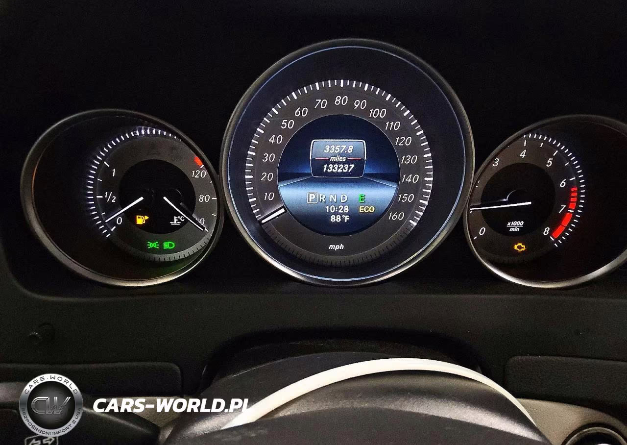 2014 Mercedes-Benz C 300 4Matic VIN:WDDGF8AB4EA892594 - 9