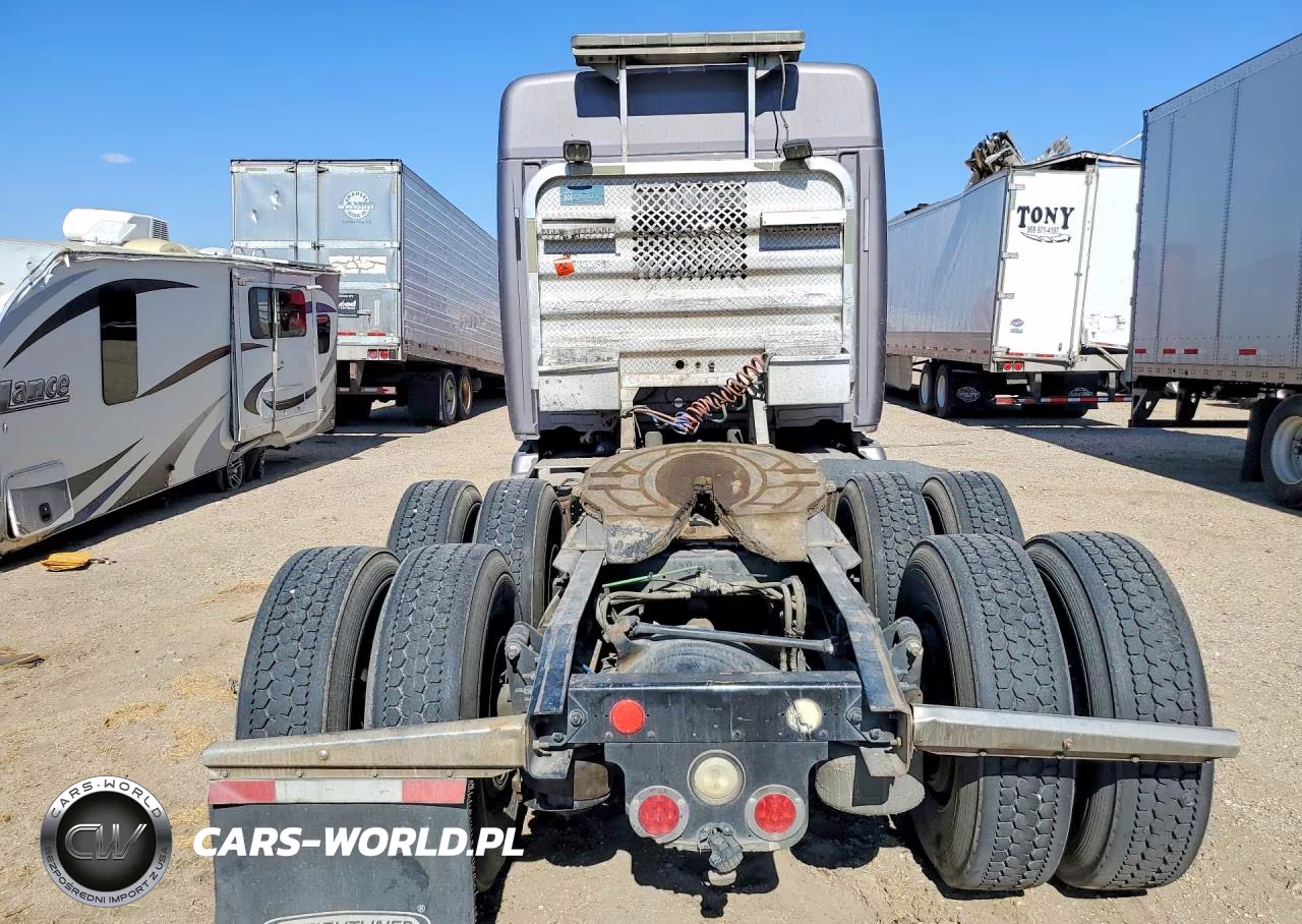 2015 Freightliner Cascadia Semi Truck VIN:3AKJGLD63FSGL2675 - 6