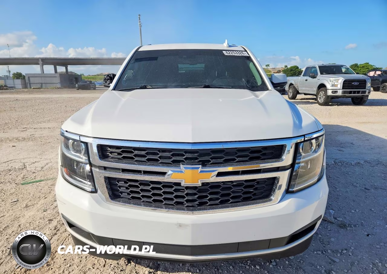 2019 Chevrolet Suburban K1500 Lt VIN:1GNSKHKC5KR181062 - 5
