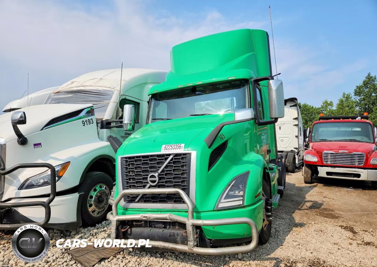 2021 Volvo Vnr - Semi Truck
