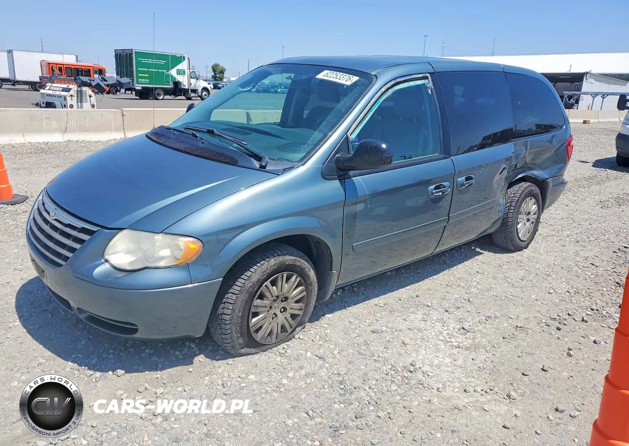 2007 Chrysler Town & Country Lx