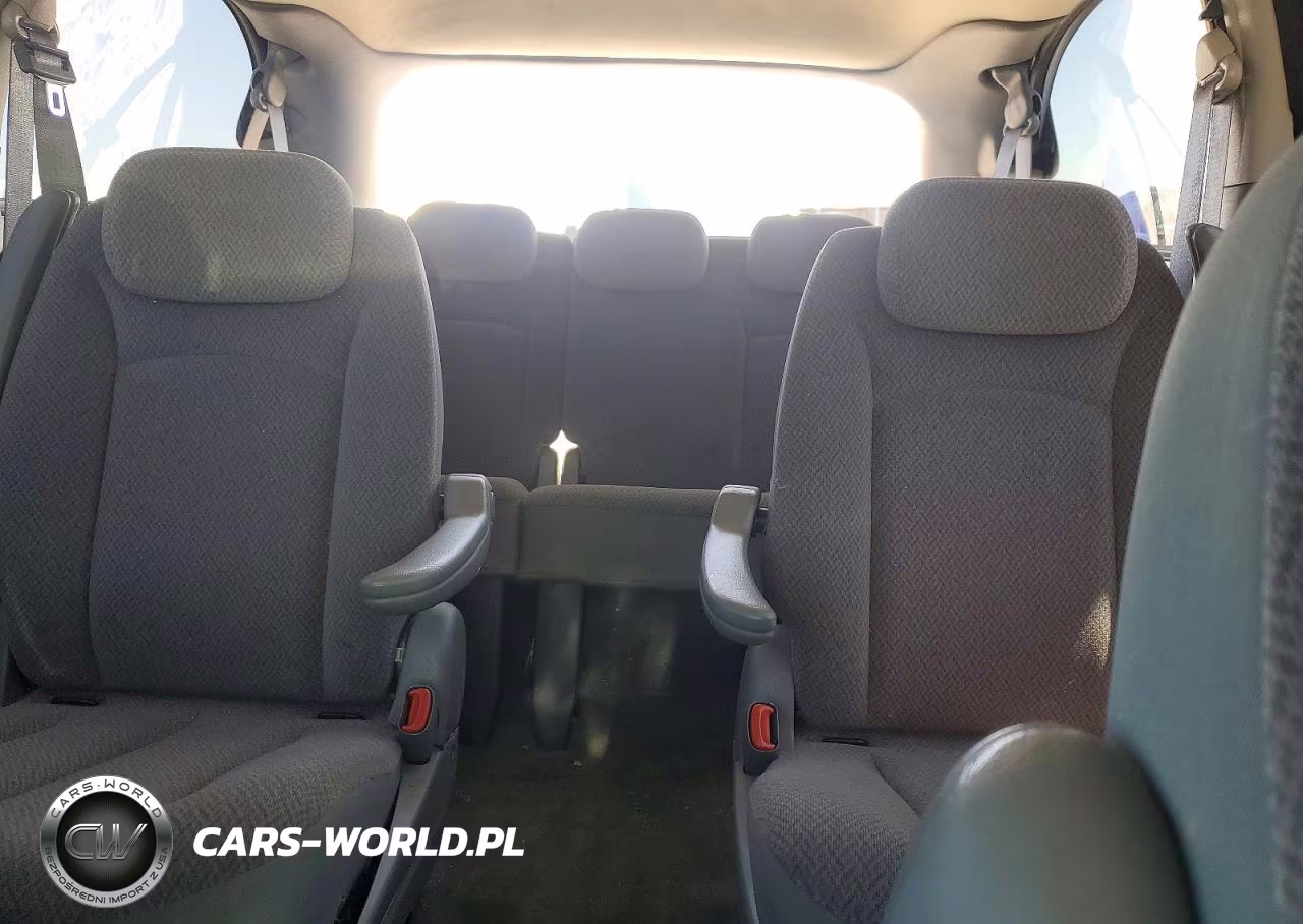 2007 Chrysler Town & Country Lx VIN:2A4GP44R17R166810 - 10