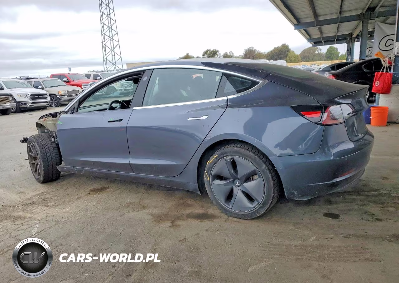 2018 Tesla Model 3 VIN:5YJ3E1EA1JF021853 - 2
