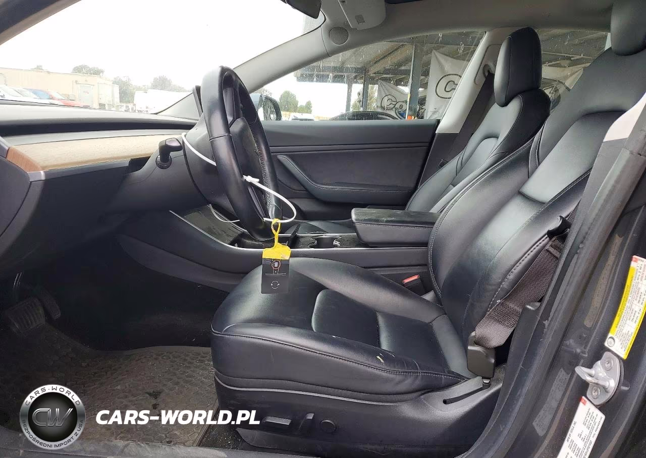 2018 Tesla Model 3 VIN:5YJ3E1EA1JF021853 - 7