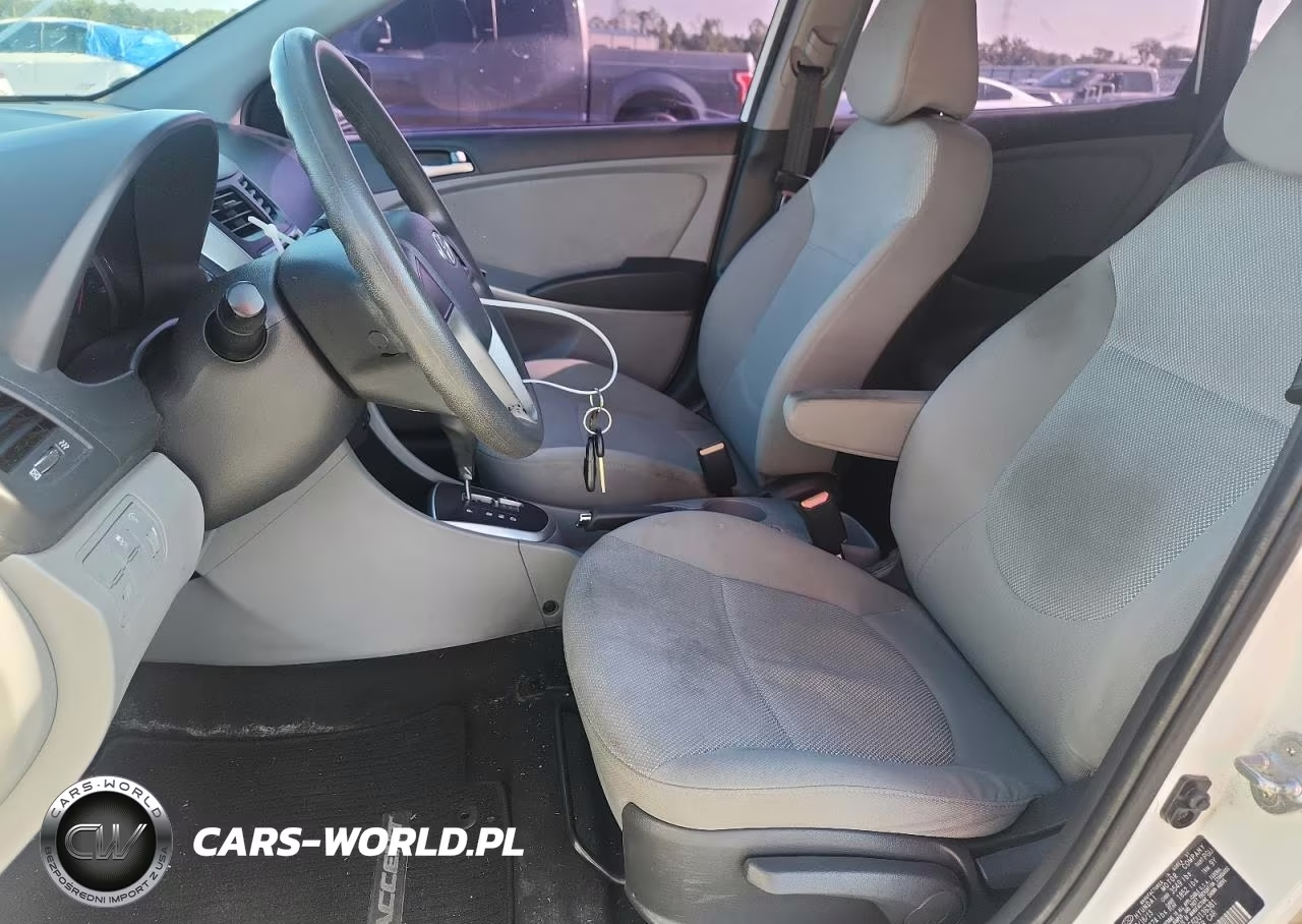 2013 Hyundai Accent Gs VIN:KMHCT5AE6DU136381 - 7