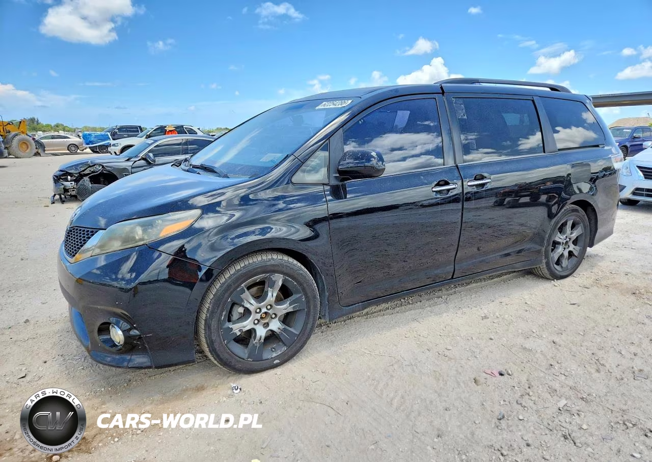 2016 Toyota Sienna Se