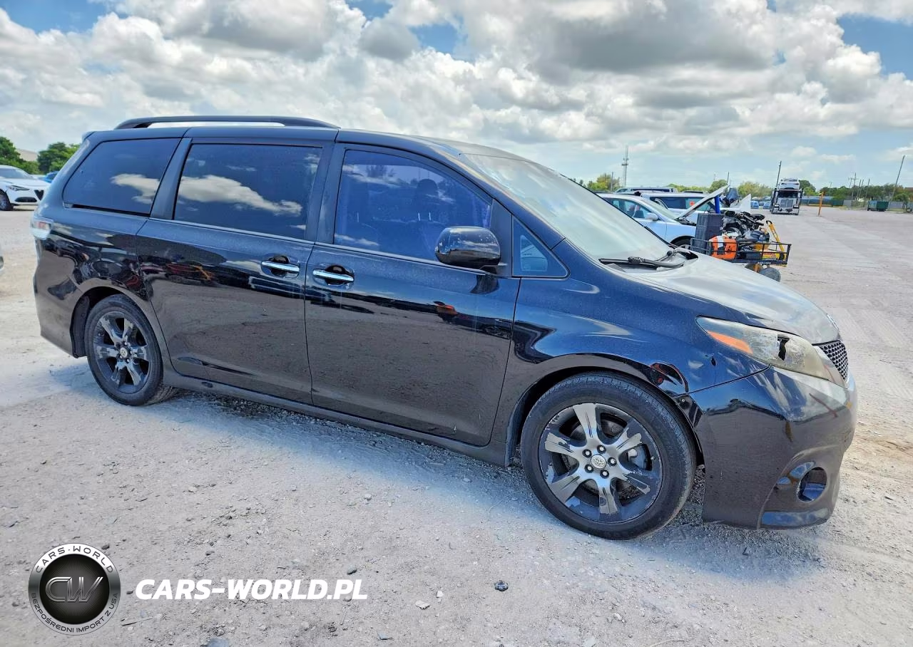 2016 Toyota Sienna Se VIN:5TDXK3DCXGS698168 - 4