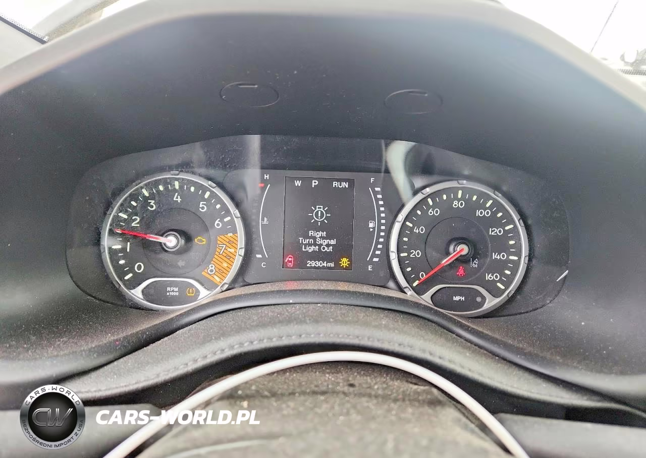 2021 Jeep Renegade Sport VIN:ZACNJDABXMPM41593 - 9