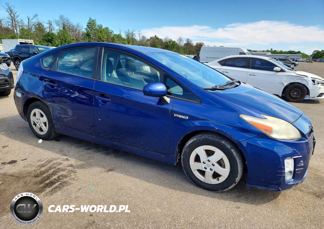 2010 Toyota Prius Iii VIN:JTDKN3DU8A1117653 - 4