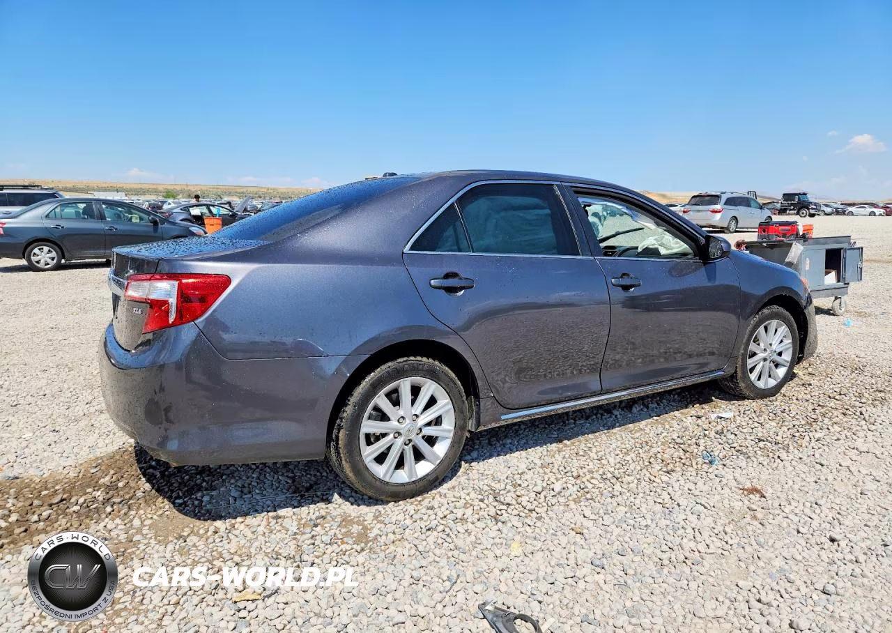 2013 Toyota Camry Xle VIN:4T4BF1FK1DR316948 - 3