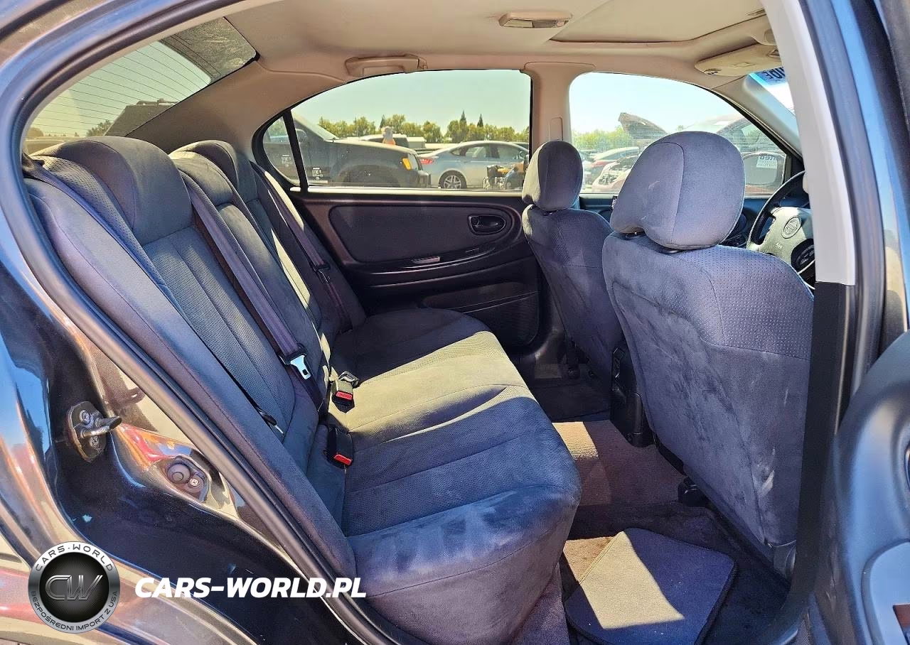 2001 Nissan Maxima Gxe VIN:JN1CA31D81T619526 - 10