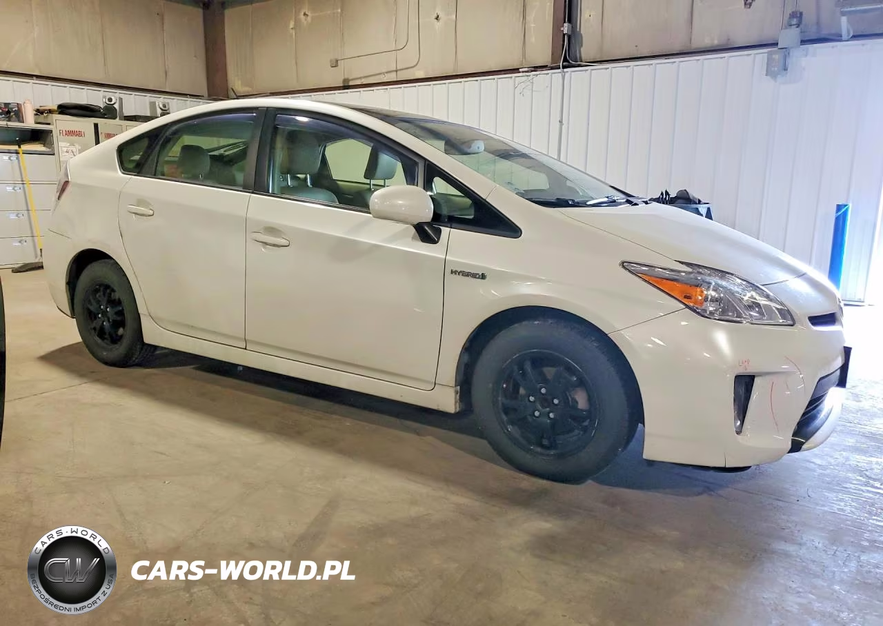 2013 Toyota Prius Four VIN:JTDKN3DUXD1685567 - 4