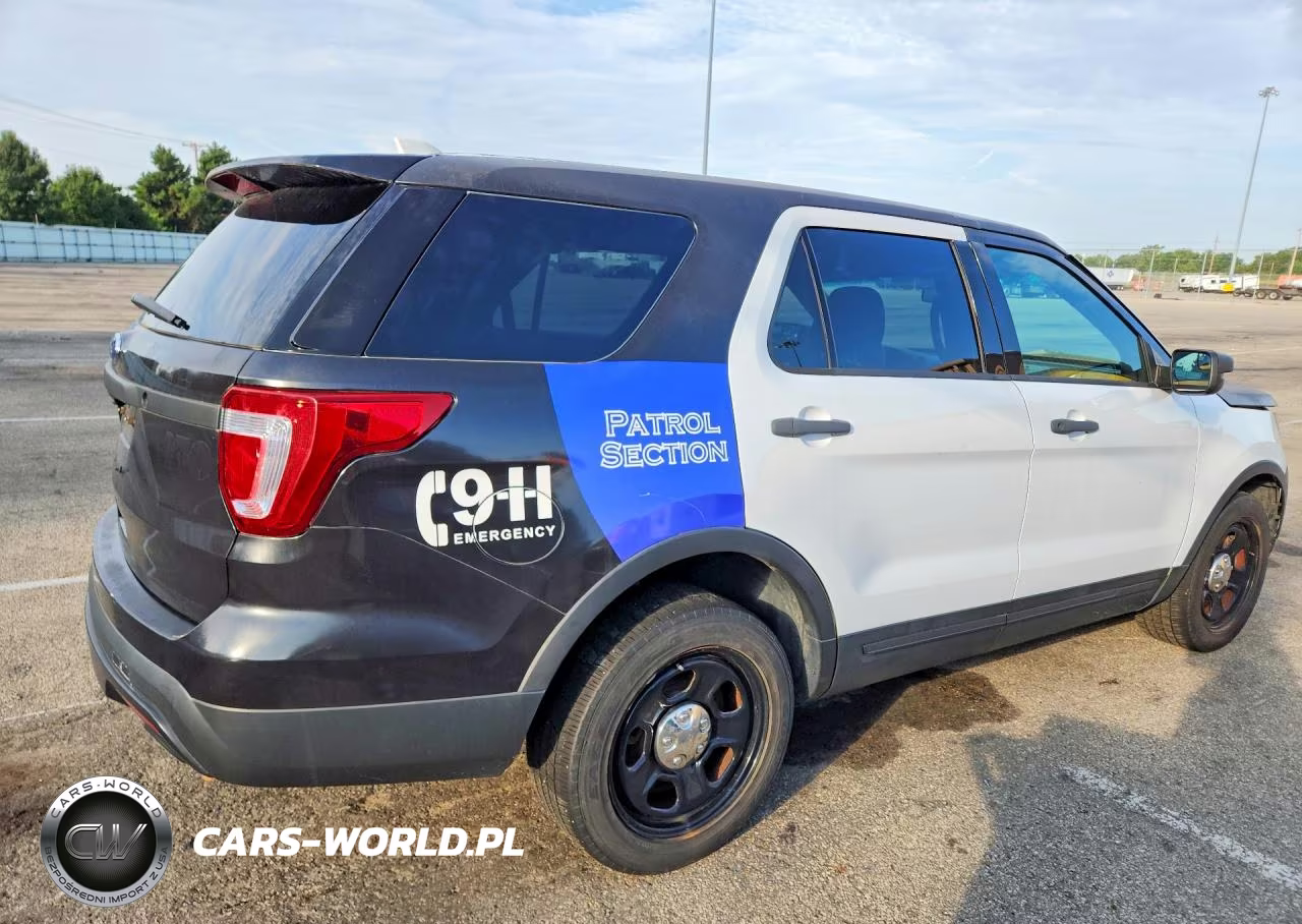 2016 Ford Explorer Police Interceptor VIN:1FM5K8AR3GGB65601 - 3
