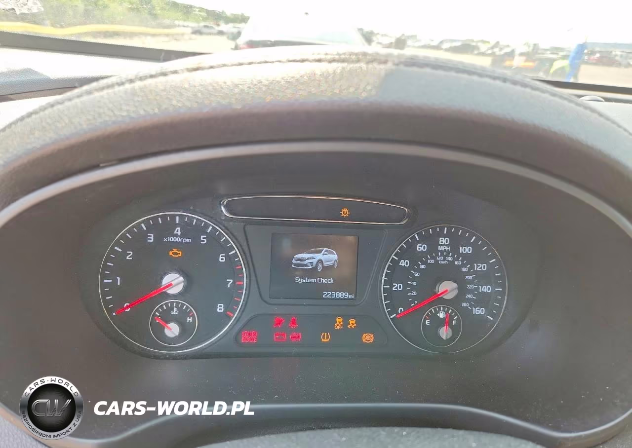 2020 Kia Sorento L VIN:5XYPG4A37LG657726 - 9