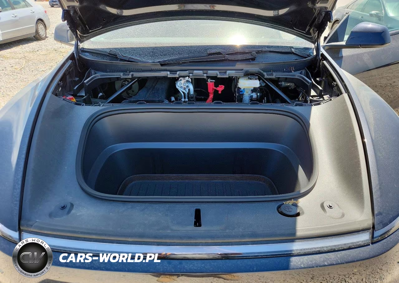2026 Tesla Model Y VIN:7SAYGDEE0TF440707 - 11