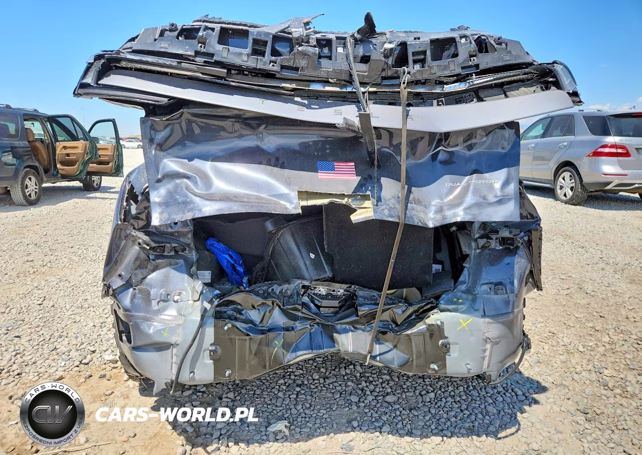 2026 Tesla Model Y VIN:7SAYGDEE0TF440707 - 6