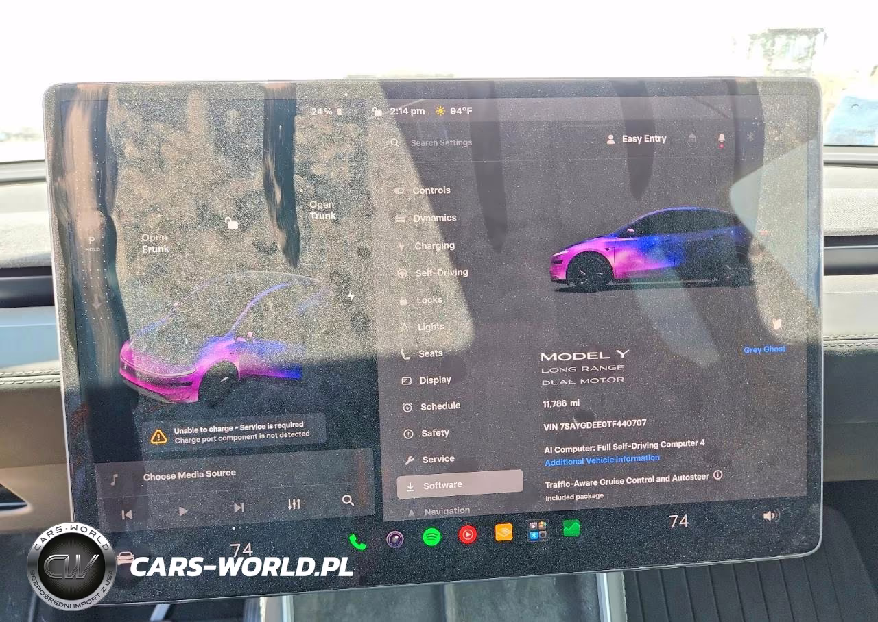 2026 Tesla Model Y VIN:7SAYGDEE0TF440707 - 9