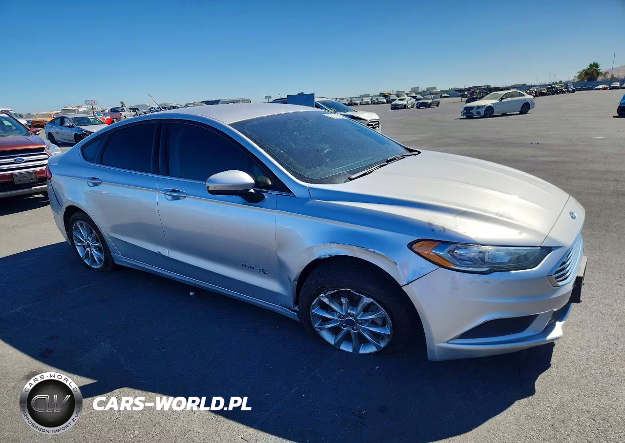 2017 Ford Fusion Se Hybrid VIN:3FA6P0LU3HR217306 - 4
