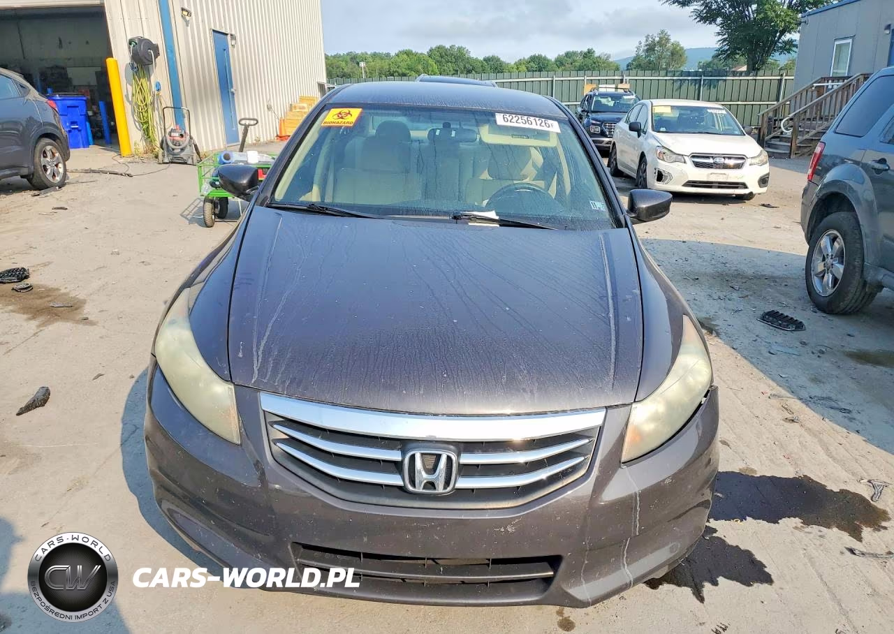 2011 Honda Accord Lxp VIN:1HGCP2F42BA050038 - 5