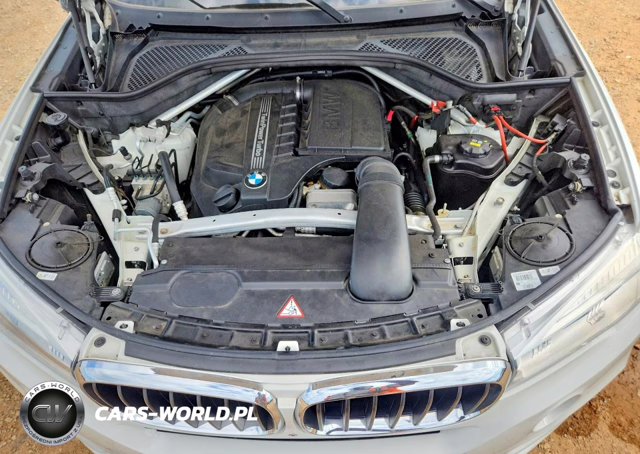 2014 BMW X5 xDrive35I VIN:5UXKR0C58E0K52039 - 12