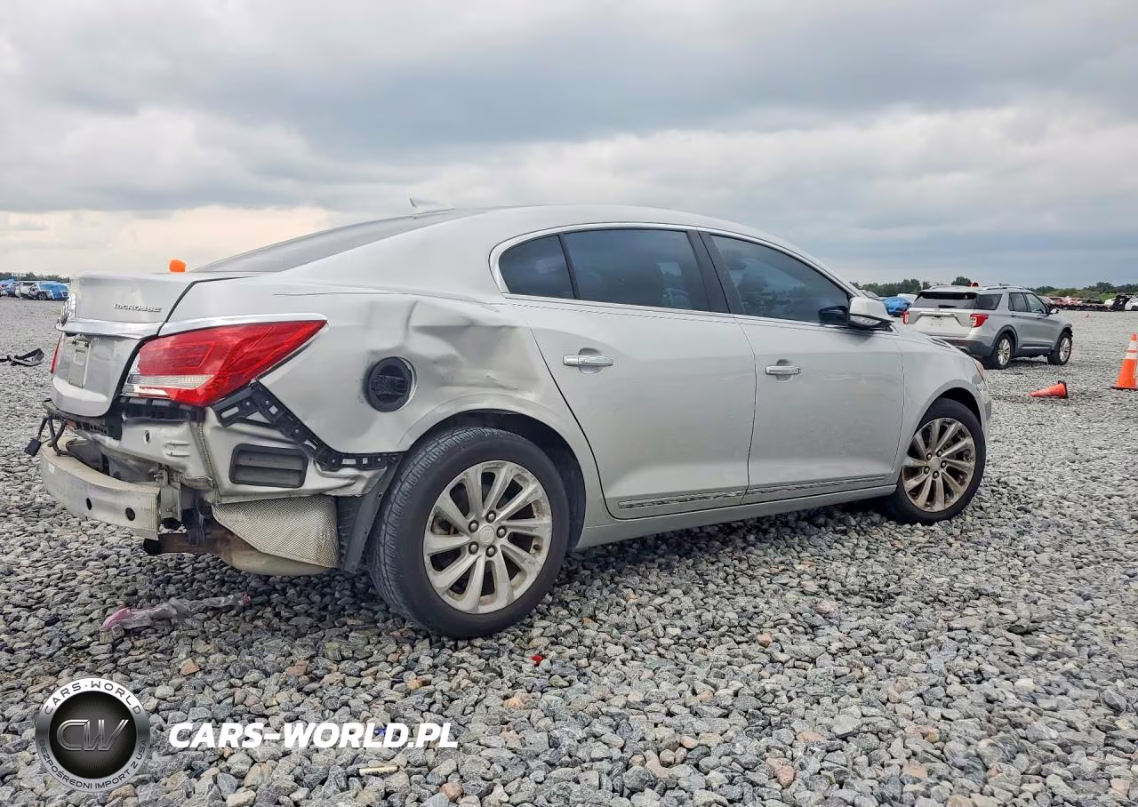 2016 Buick Lacrosse VIN:1G4GB5G34GF173836 - 3