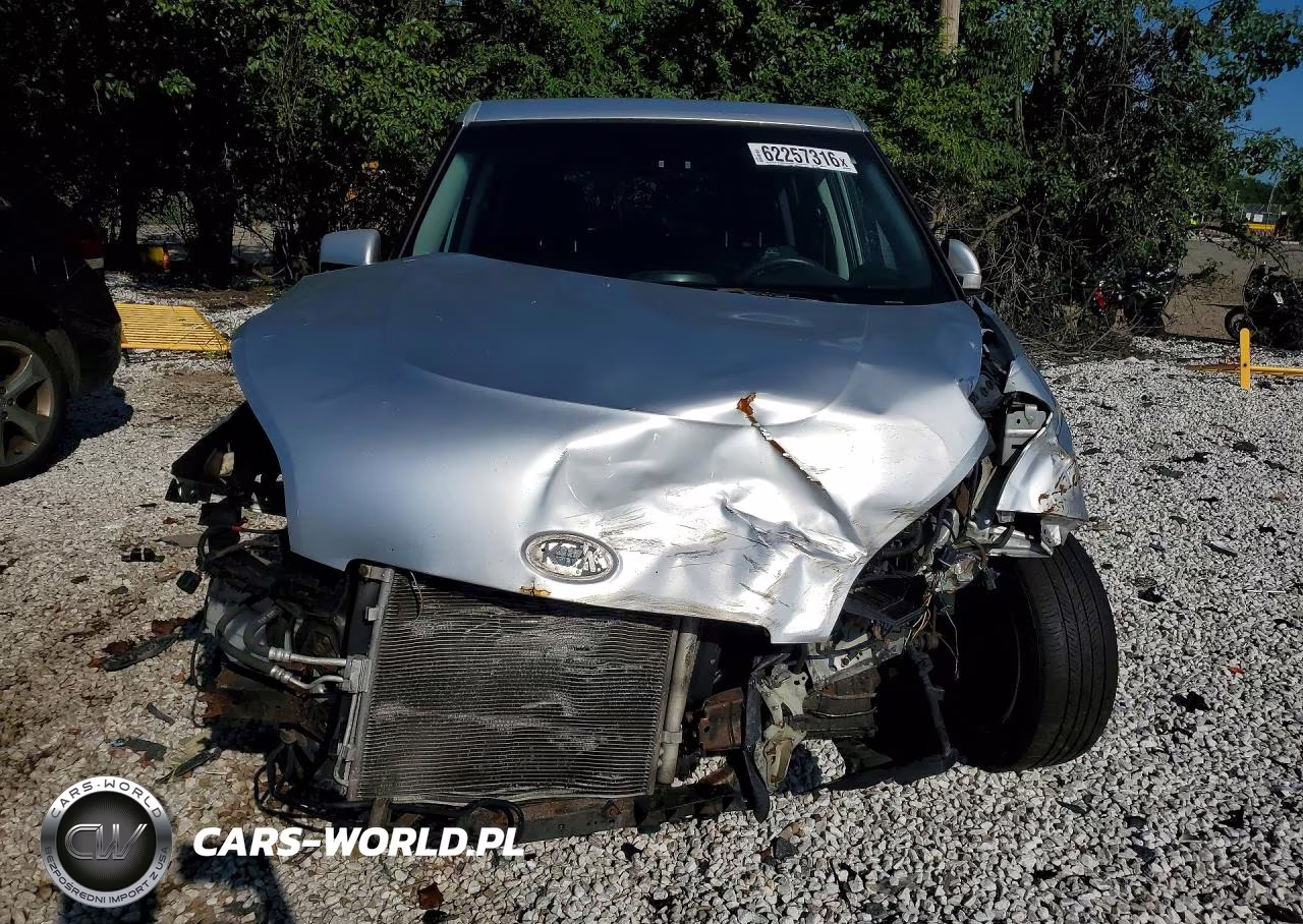 2011 Kia Soul + VIN:KNDJT2A27B7261840 - 5