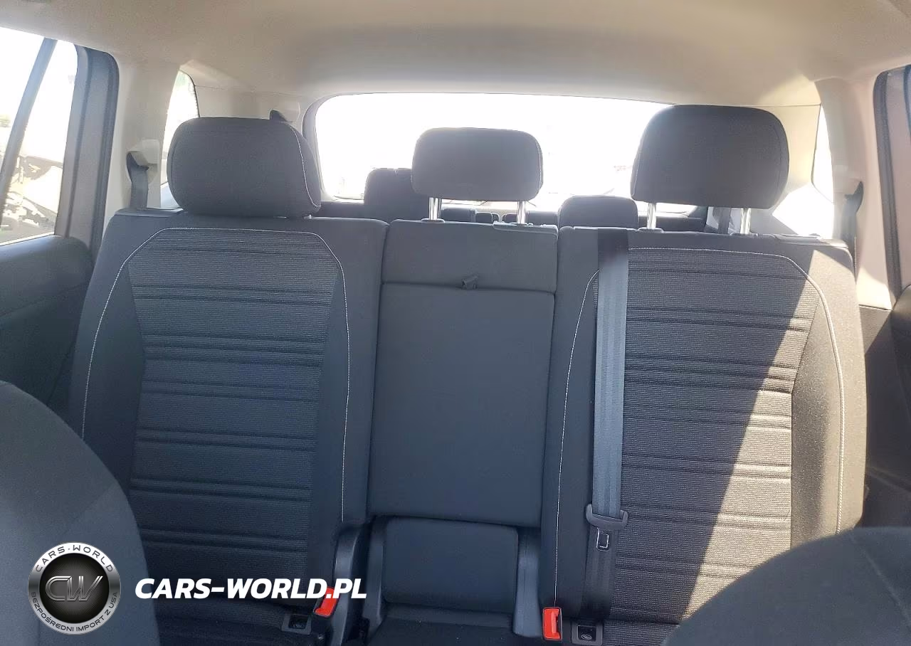 2024 Volkswagen Tiguan S VIN:3VVRB7AX7RM203436 - 10