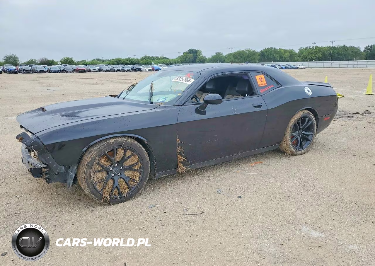 2015 Dodge Challenger Srt 392 – zdjęcie 1 z 12