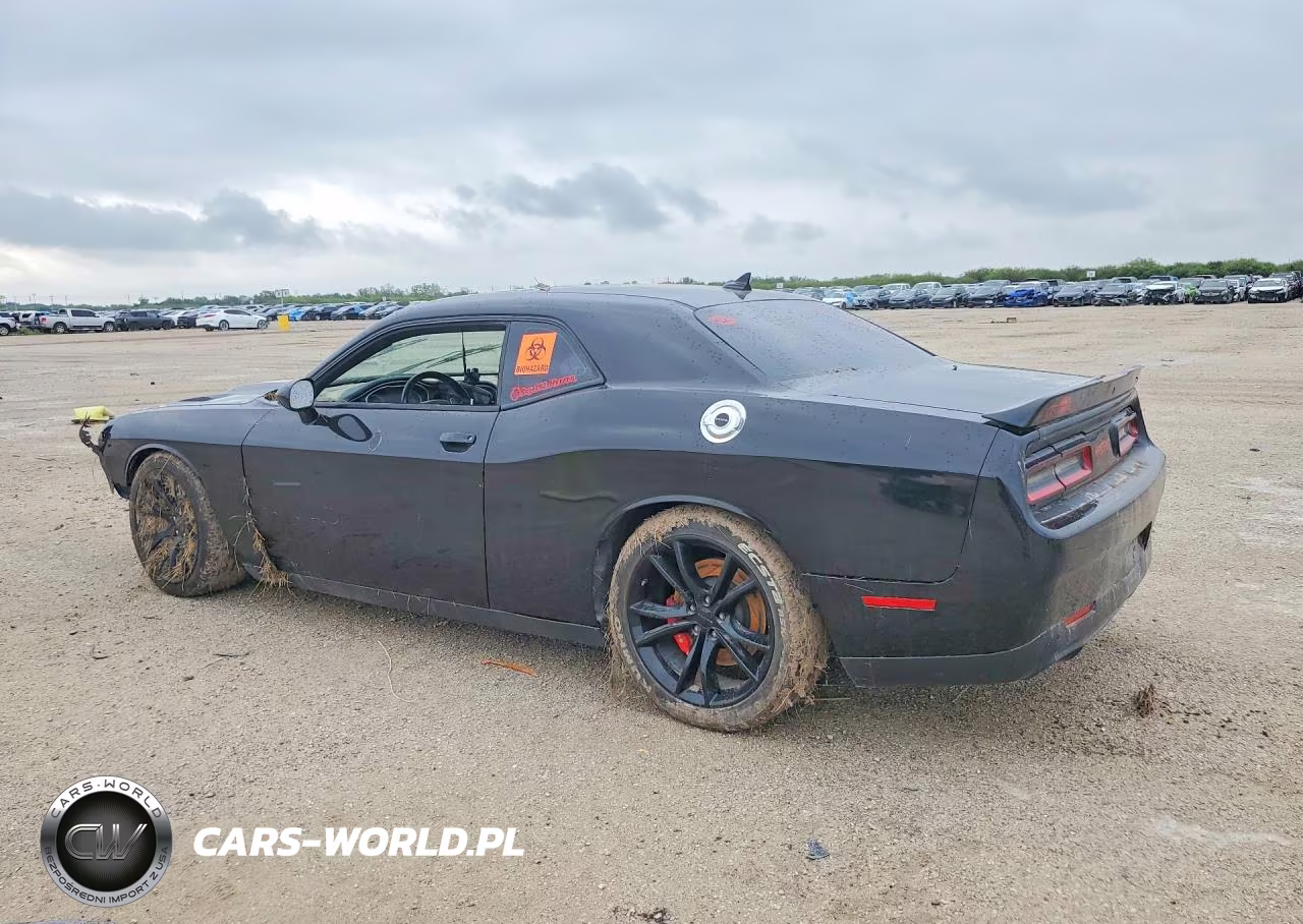 2015 Dodge Challenger Srt 392 VIN:2C3CDZDJ2FH910492 - 2